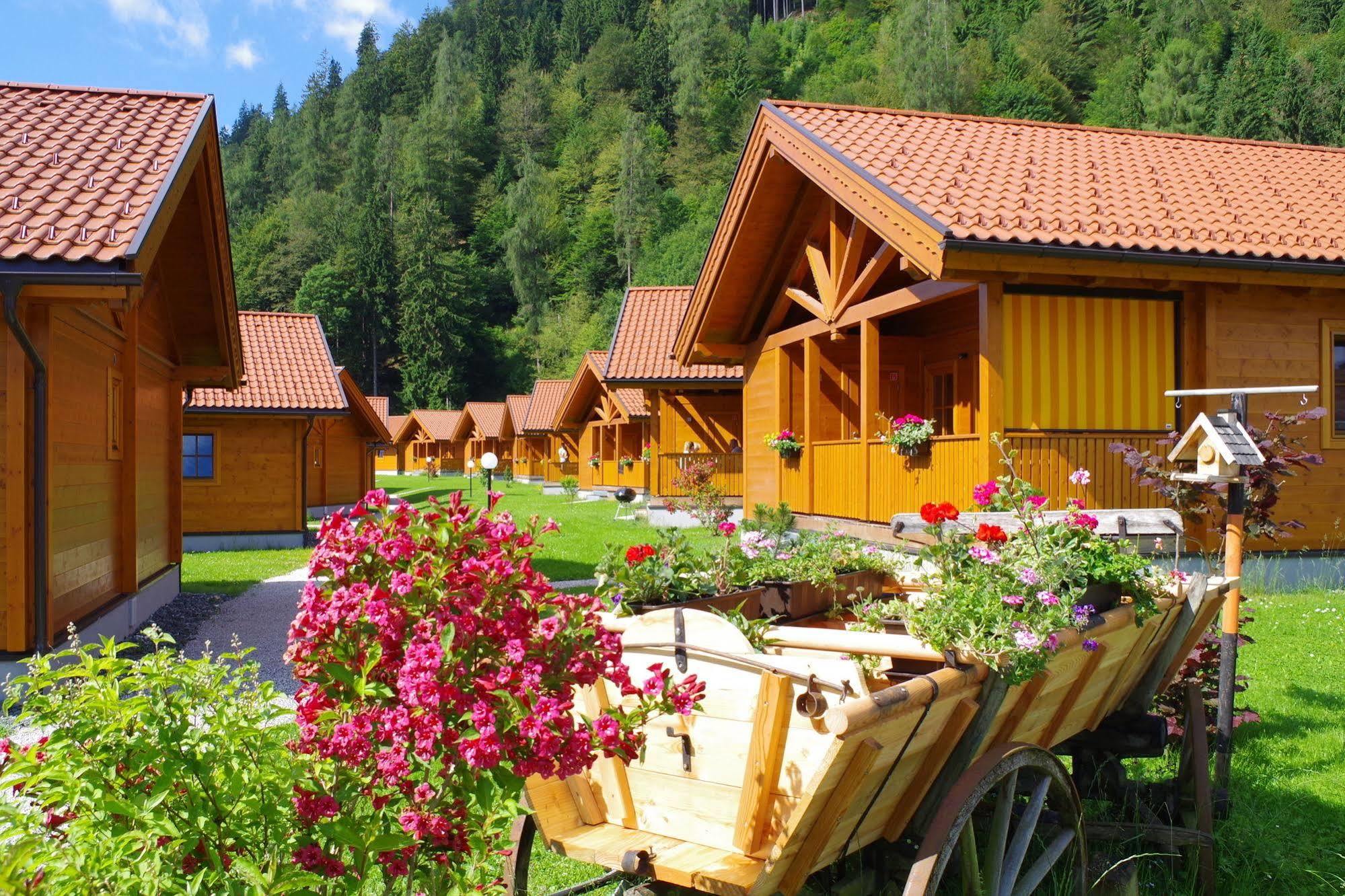Feriendorf Oberreit Maishofen Exterior foto